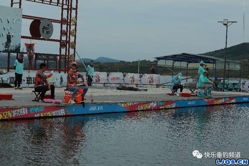 快乐垂钓擂台赛·化氏《不服来高湖》第四季第三擂首赛日遭遇艰难鱼情